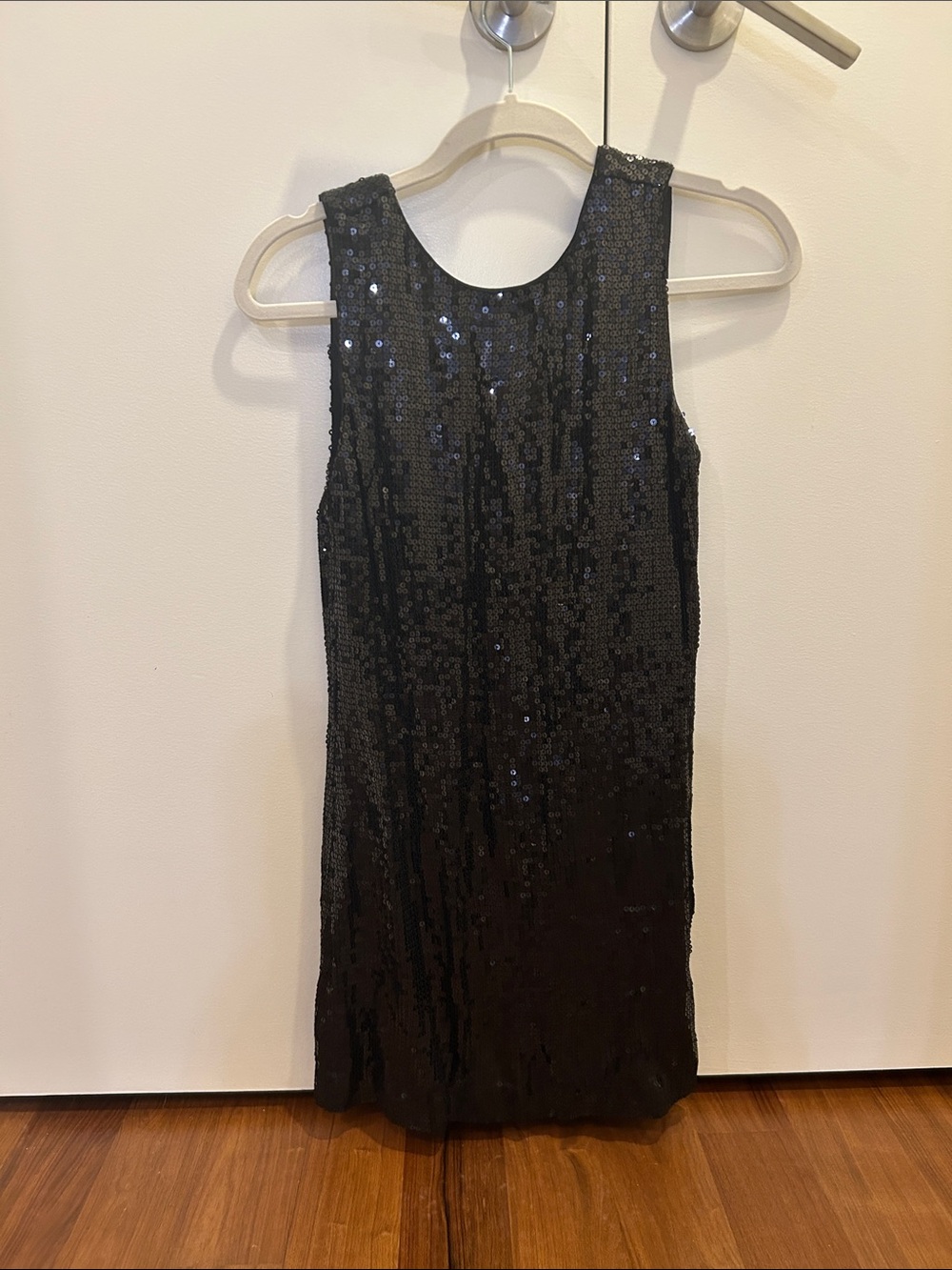 Alice + Olivia Black Sequin Sleeveless Shift Mini Dress